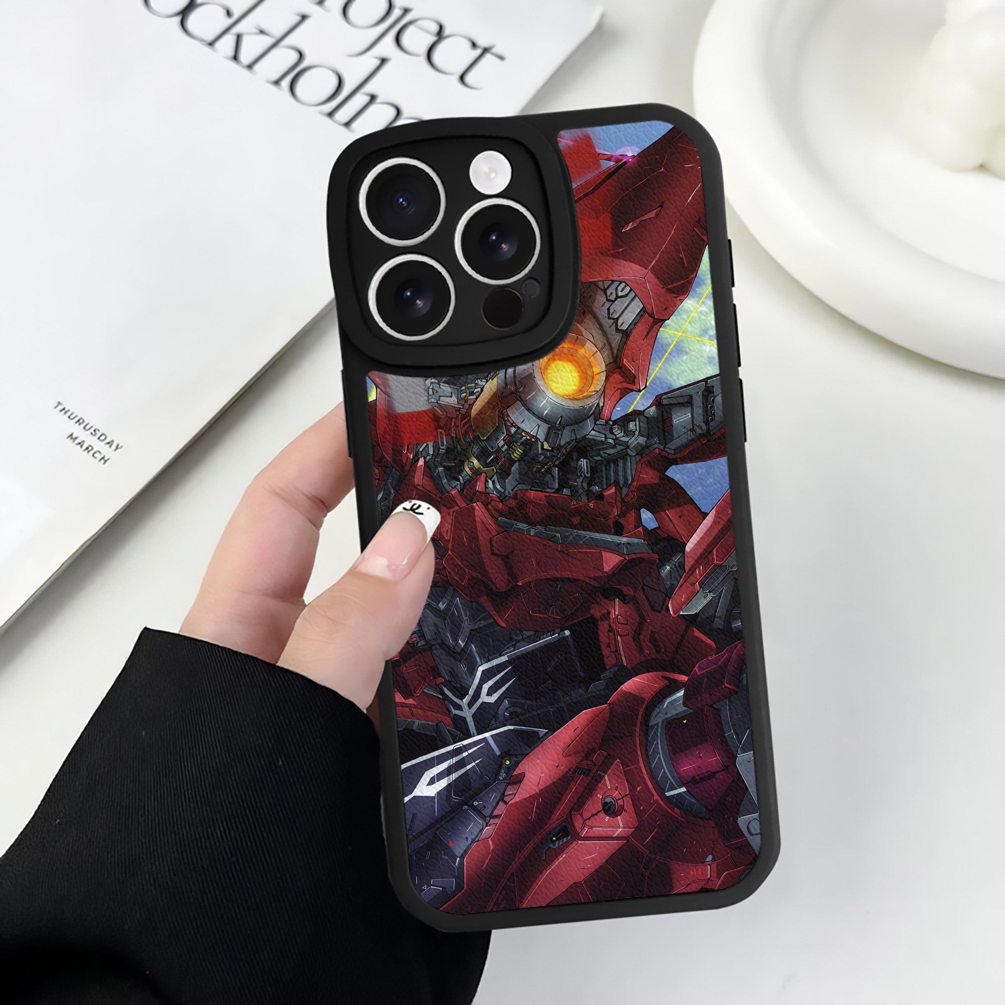 （画像用） 機動戦士ガンダム Mobile Suit Gundam 【iPhone 16シリーズ対応】シリコンスマホケース（レザー調） 材質：シリコン